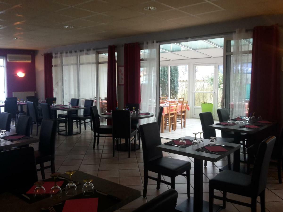 Hotel Restaurant Le Chalet Cabariot Luaran gambar